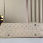 Louis Vuitton Hand It All MM Grey For Women 12.6in/32cm M24133