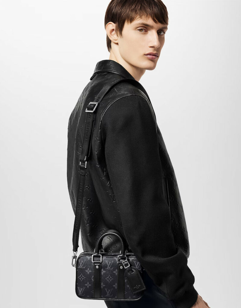 Louis Vuitton Nano Porte Documents Voyage Bag Black For Men 7.9in/20cm M82770