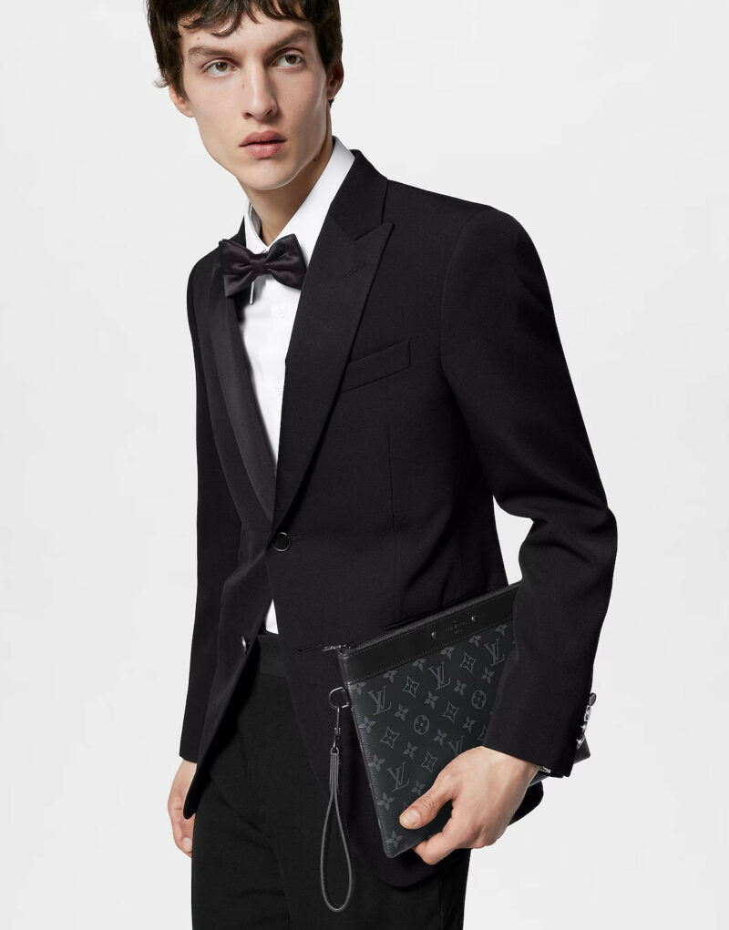 Louis Vuitton Pochette To Go Black For Men 11.8in/30cm M81569
