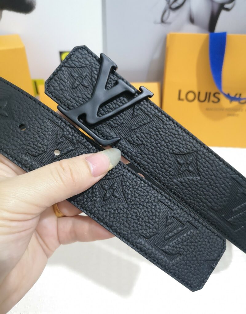 Louis Vuitton Black Buckle LV Iconic Monnogram Belt Black For Women