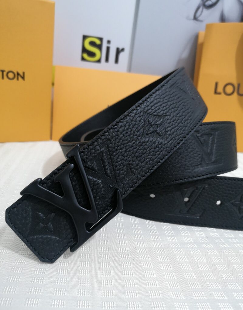 Louis Vuitton Black Buckle LV Iconic Monnogram Belt Black For Women