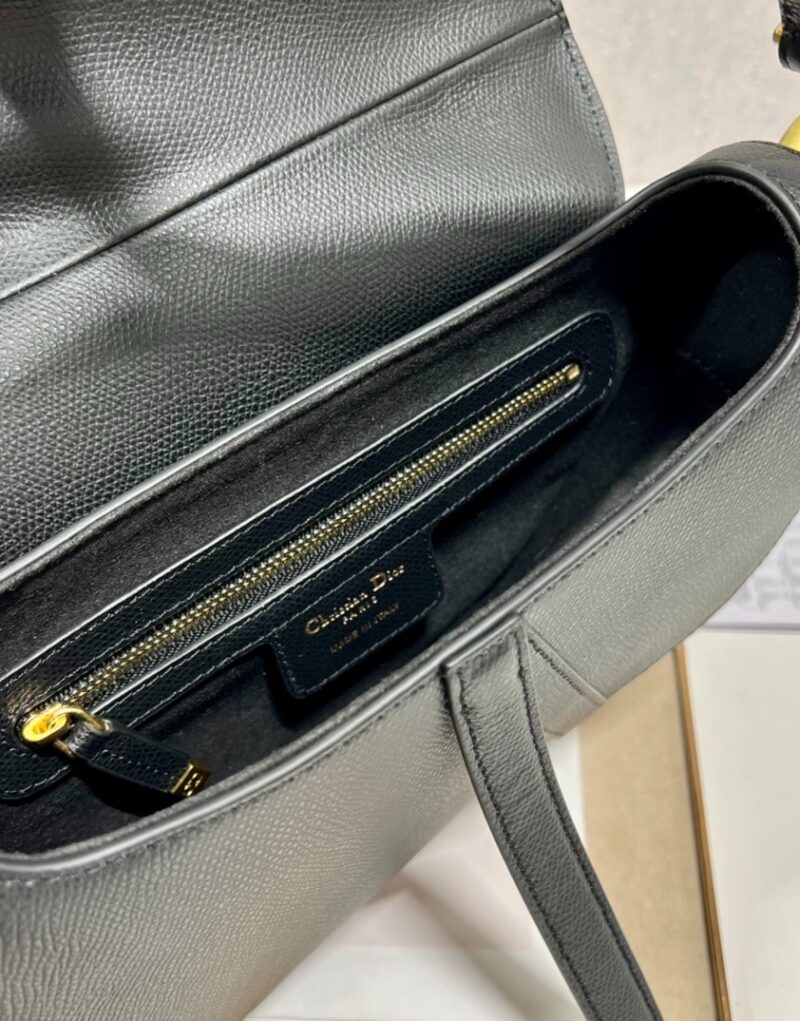 Special Set Dior: Christian Saddle Bag + Lotus Wallet
