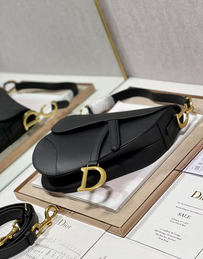 Special Set Dior: Christian Saddle Bag + Lotus Wallet