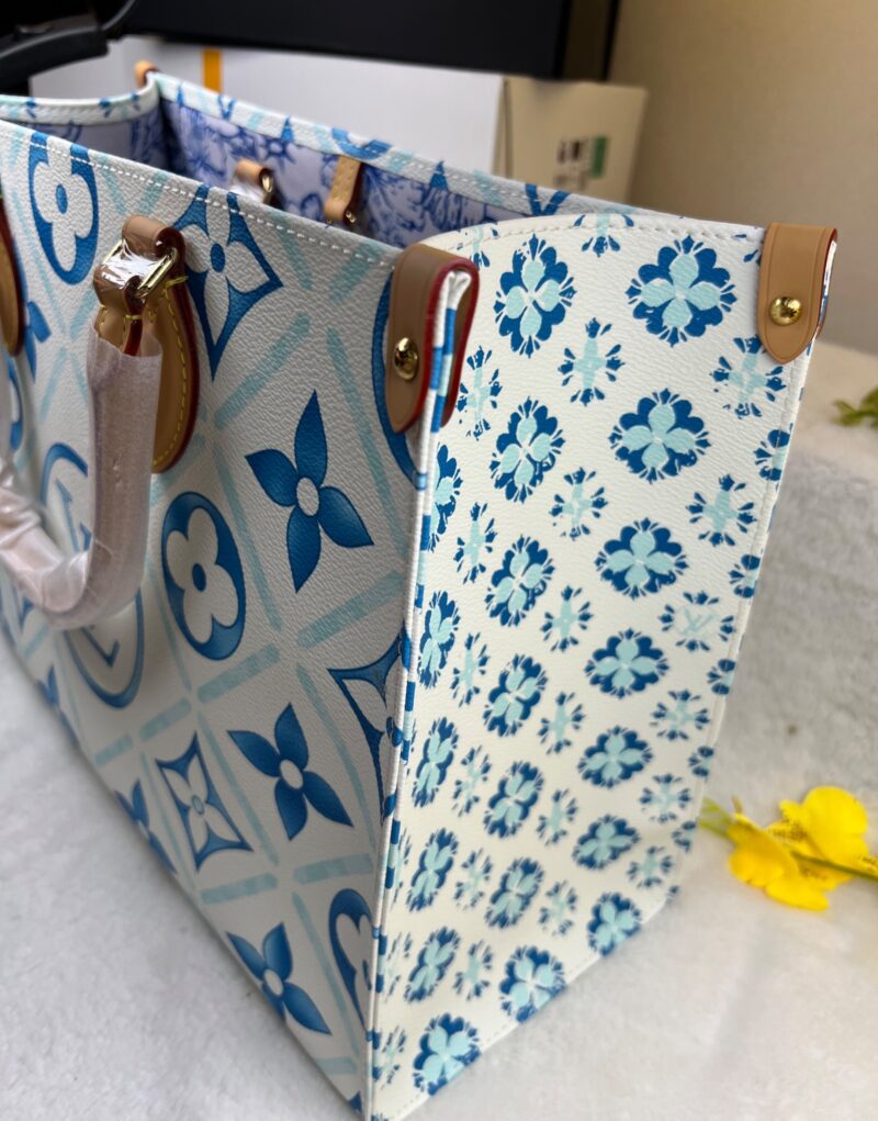 Louis Vuitton OnTheGo MM Bag Blue For Women 13.8in/35cm M11262