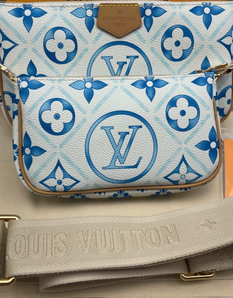 Louis Vuitton Multi Pochette Accessoires Bag Blue For Women 9.4in/24cm M25374