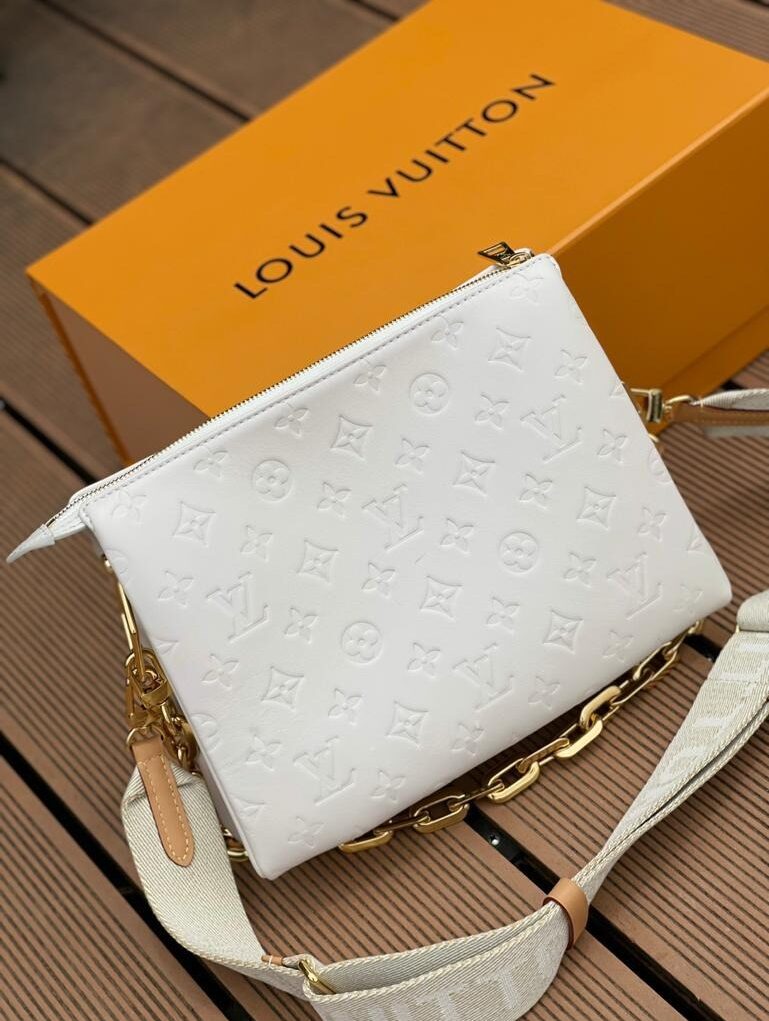 Travel Set Louis Vuitton: Horizon 55 Suitcase White + Coussin PM Monogram Embossed Puffy White