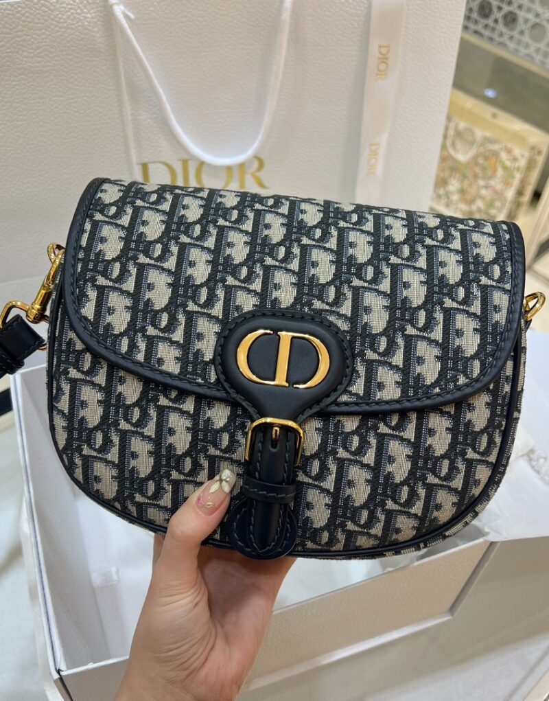 Special Set Dior: Medium Bobby Bag + Monogram Mini Earrings