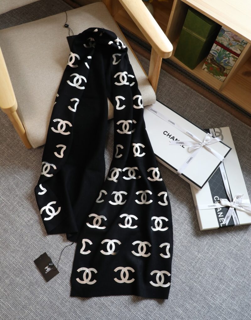 Chanel Silver Logo Tricolor Knitted Scarf Black 180cm/71in For Women