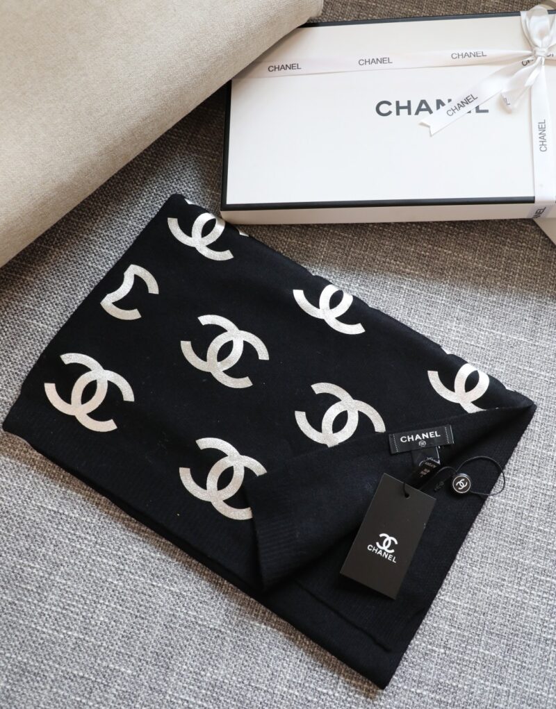 Chanel Silver Logo Tricolor Knitted Scarf Black 180cm/71in For Women