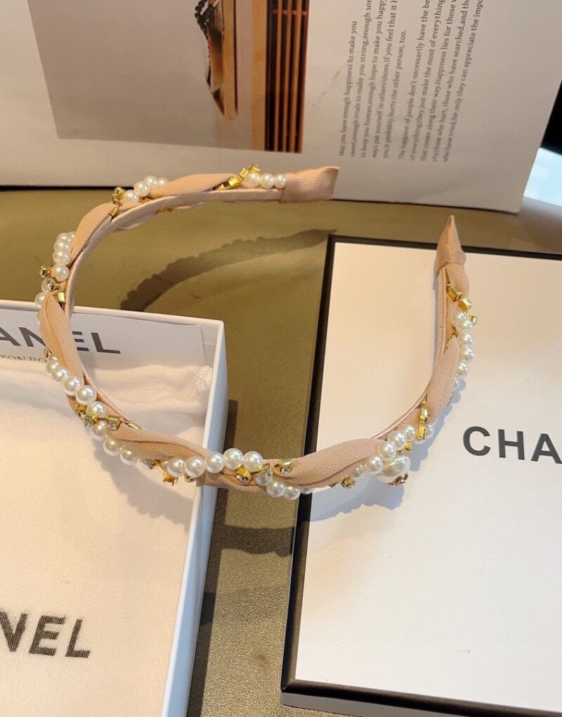 Chanel Pearl Hairband Pink For Women
