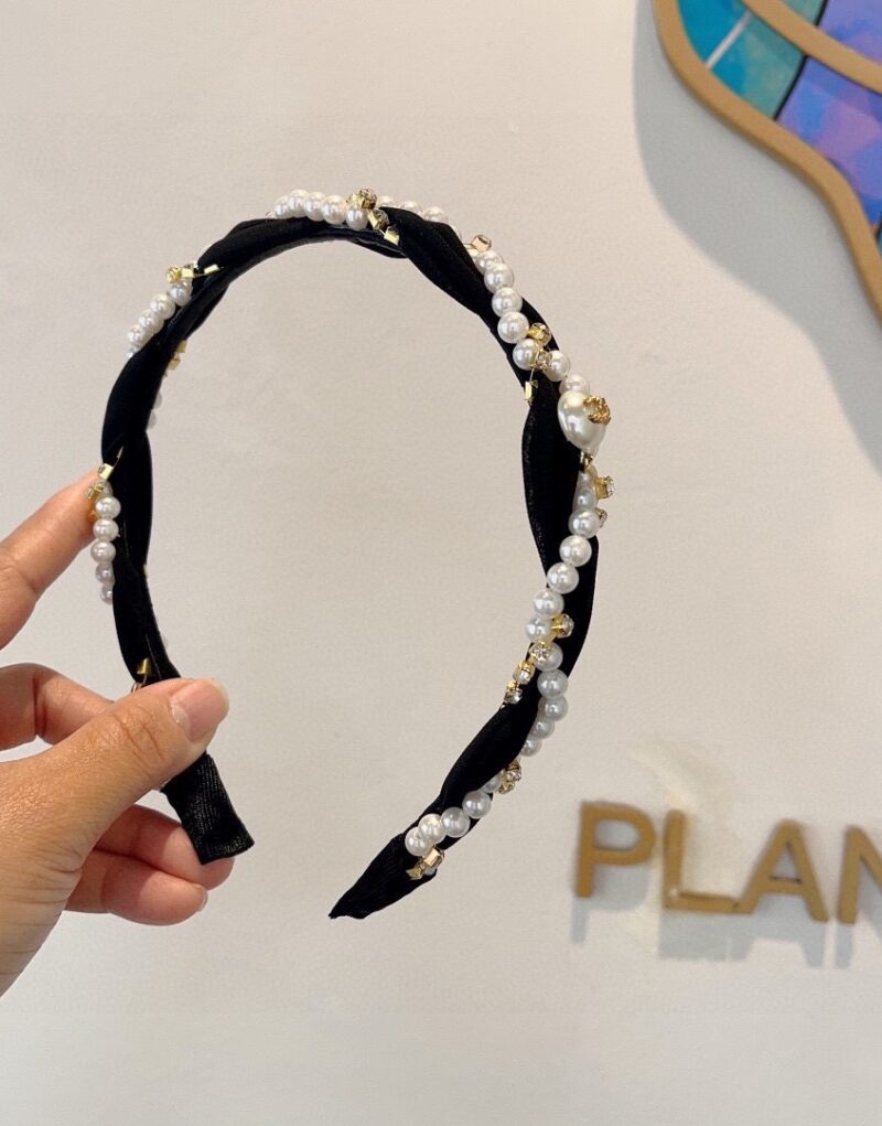 Chanel Pearl Hairband Black For Women