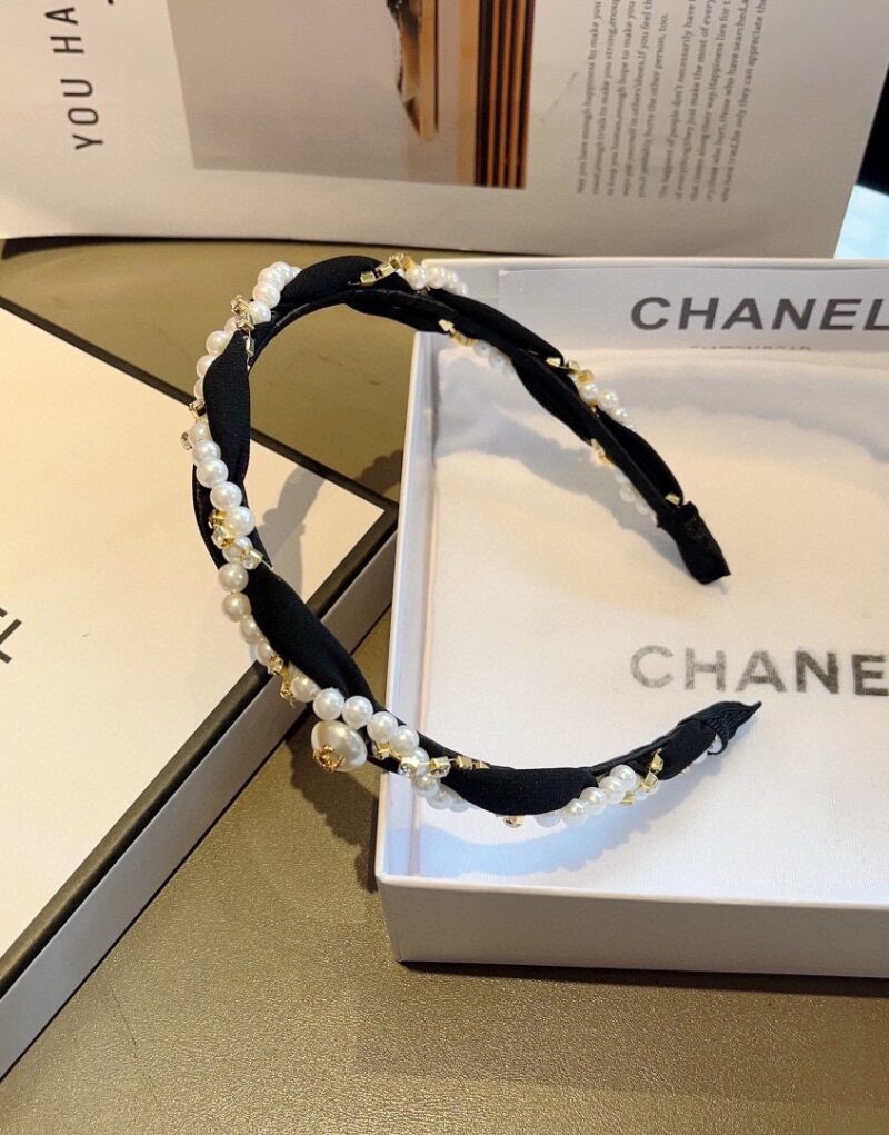 Chanel Pearl Hairband Black For Women