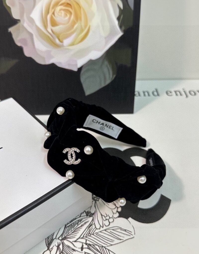 Chanel Pearl Hairband Black For Women