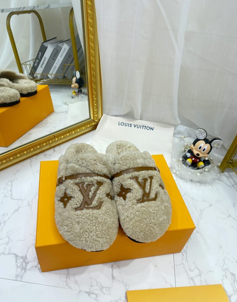 Louis Vuitton Women's Winterbreak Flat Comfort Mule Beige For Women LV