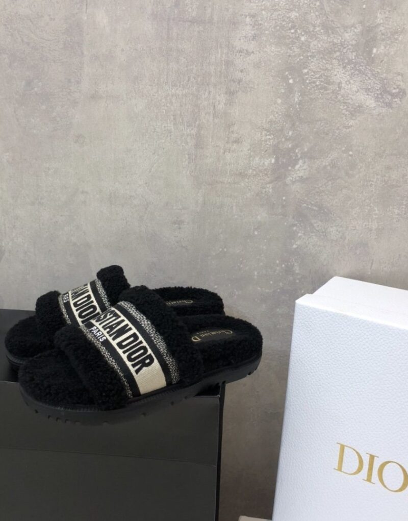 Christian Dior Dway Slide Black Embroidered Cotton And Shearling Black For Women CD KCQ551ESK_S11X