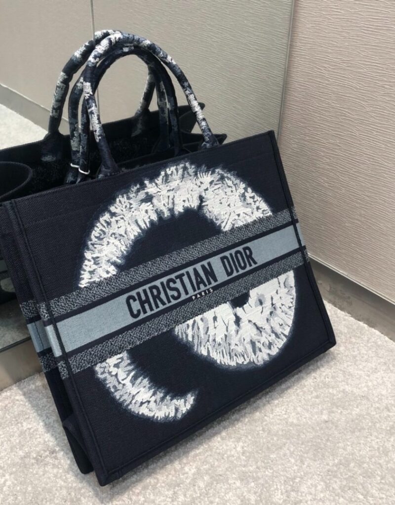 Christian Dior Large Dior Book Tote Black M1286ZRIW