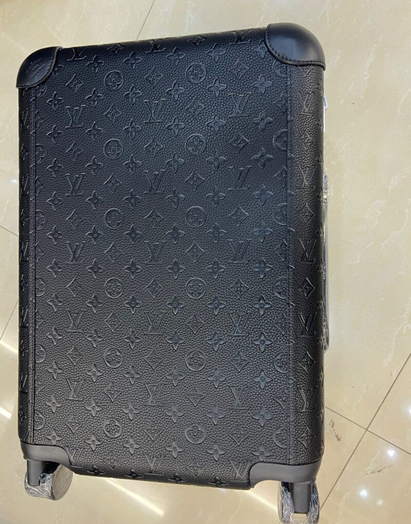 Louis Vuitton Horizon 55 Black  21.7in/55cm M20438