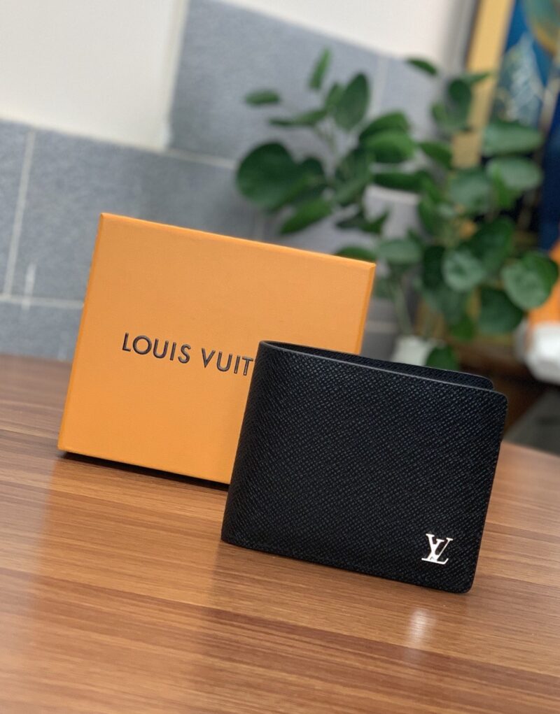 Louis Vuitton Multiple Wallet Taiga Black For Men, Men’s Wallet 4.5in/11.5cm LV M30295