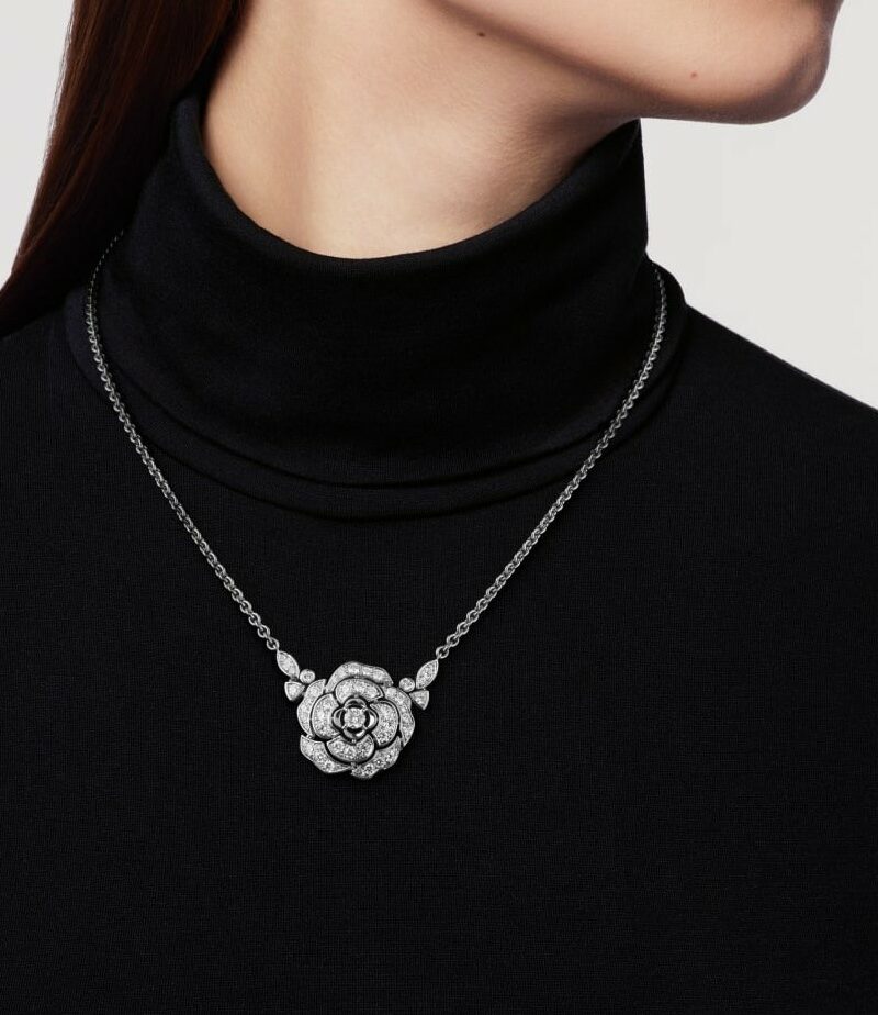 Chanel Bouton De Camélia Transformable Necklace White Gold For Women J12445