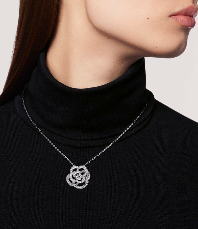 Chanel Fil De Camélia Necklace White Gold For Women J2530