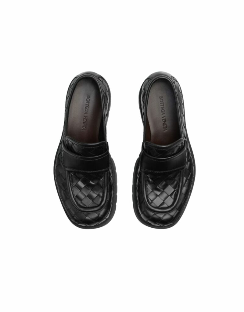Bottega Veneta Haddock Loafer Black For Men - 764508V2WT01000