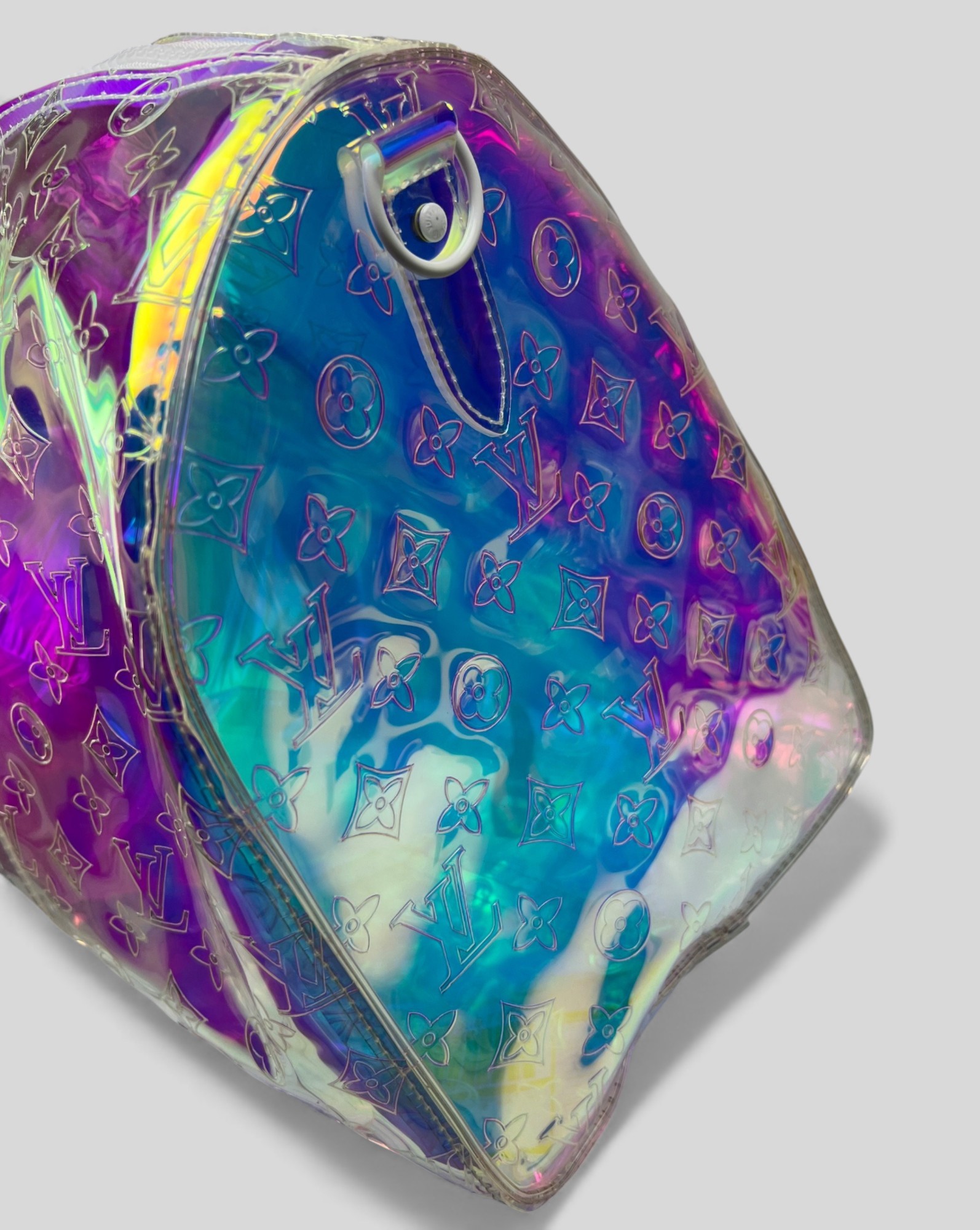 Louis Vuitton Keepall Bandouliere 50 Monogram PVC Iridescent Prism By Virgil Abloh For Men, Men's Bags, Travel Bags 19.7in/50cm LV M53271