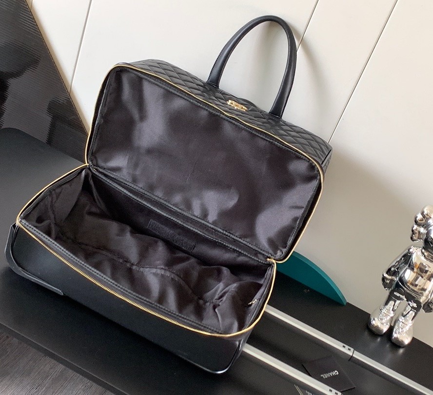 Chanel Classic Diamond-Quilted Suitcase Black For Women 19.3in/49cm