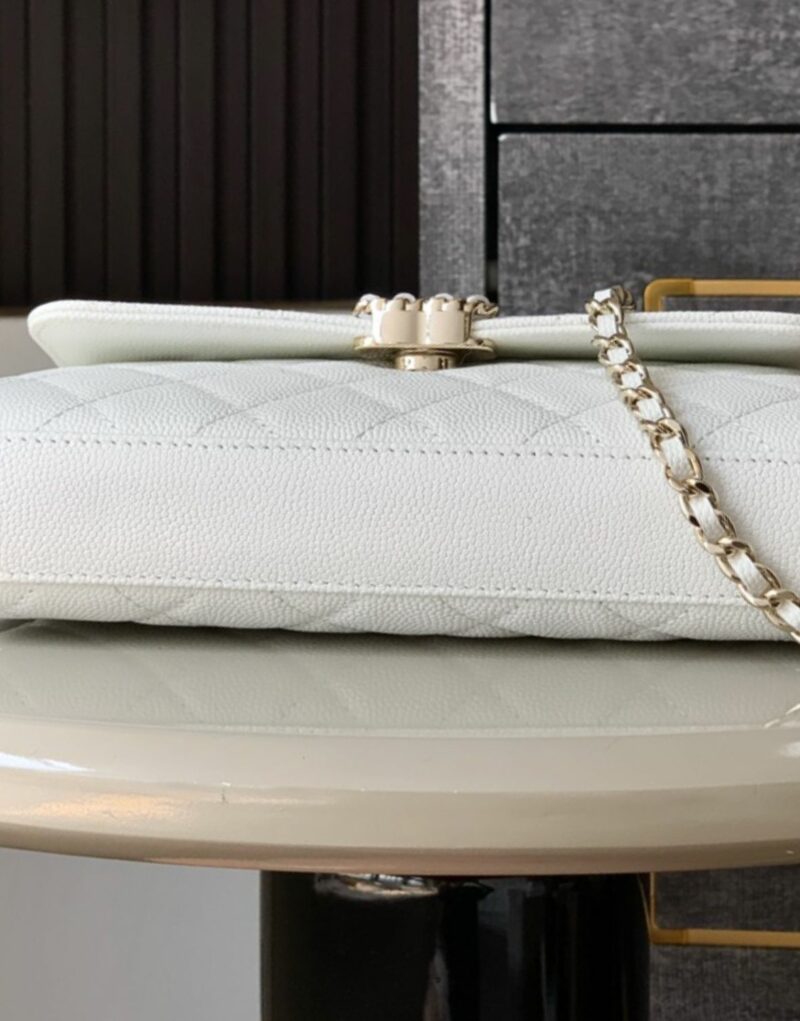 [True-to-ORIGINAL] Chanel Flap Phone Holder With Chain White For Women 18cm/7.1in