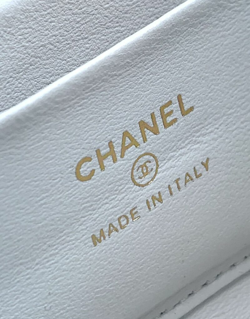 [True-to-ORIGINAL] Chanel Flap Phone Holder With Chain White For Women 18cm/7.1in