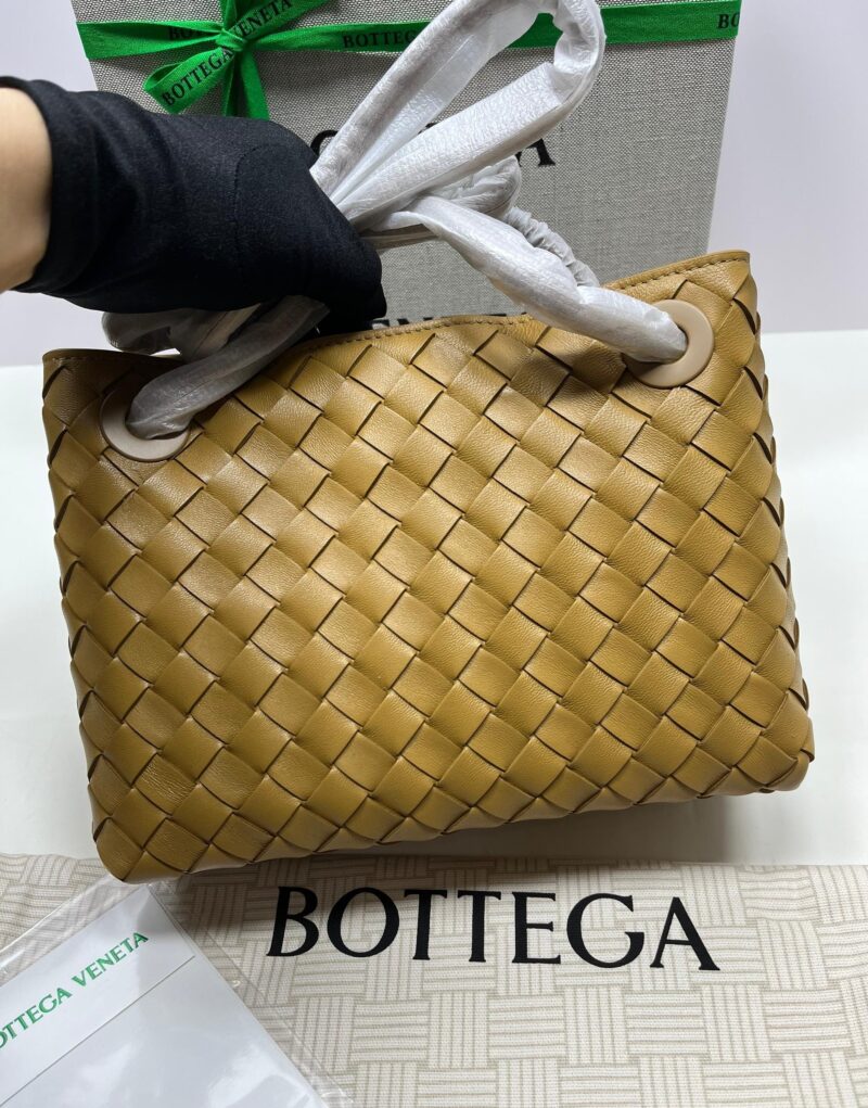 [True-to-ORIGINAL] Bottega Veneta Small Andiamo Yellow For Women 25cm/9.8in