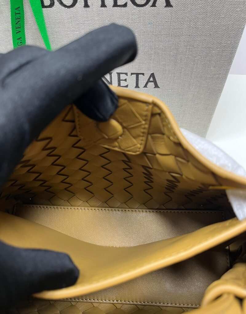 [True-to-ORIGINAL] Bottega Veneta Small Andiamo Yellow For Women 25cm/9.8in