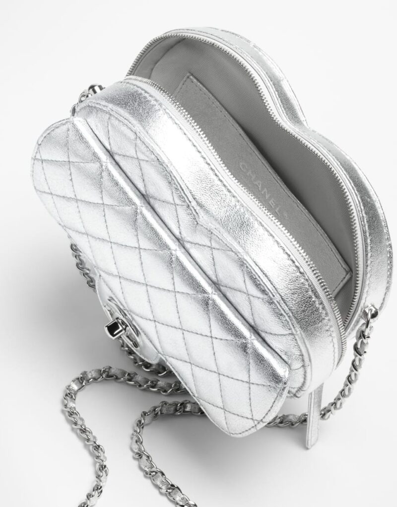 [True-to-ORIGINAL] Chanel Heart Bag Silvery For Women 8.1in/18cm‎ AS5764-B21928-NF635