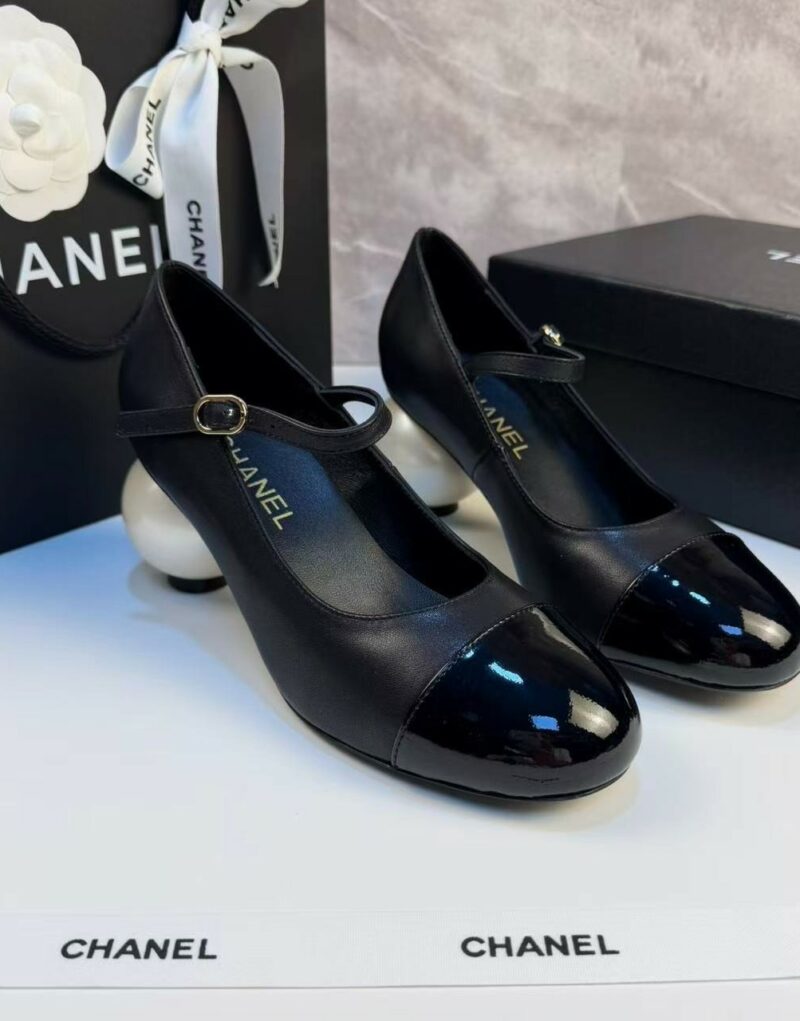 Chanel Mary Janes Black For Women G46775-B22202-94305