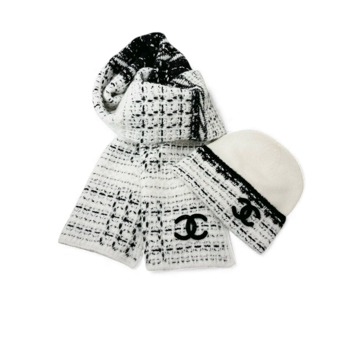 Chanel Scarf And Beanie Set In Black/White For Women