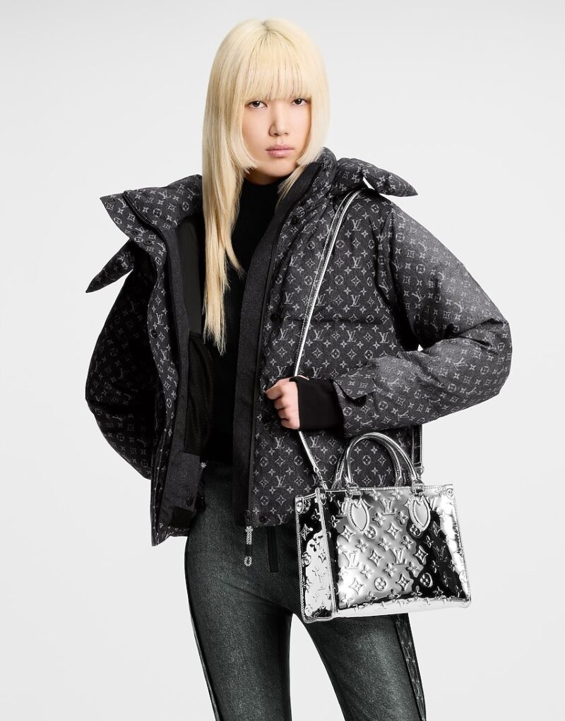 [True-to-ORIGINAL] Louis Vuitton OnTheGo PM Silver For Women 9.8in/25cm M26373