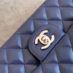 Chanel Classic Handbag Navy Blue For Women, Women's Bags, Shoulder And Crossbody Bags 10.2in/26cm A01112