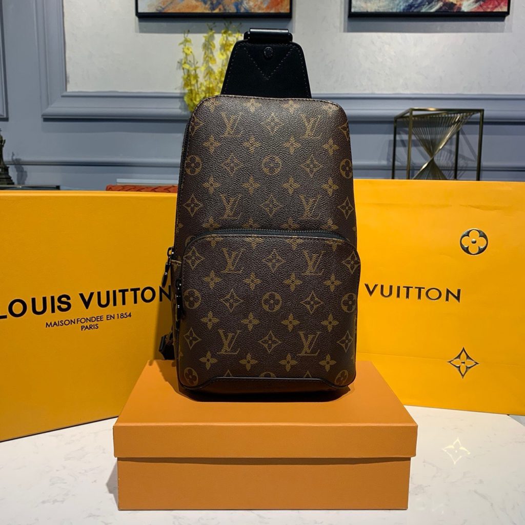 Louis Vuitton Avenue Sling Bag Monogram Canvas For Men, Men's Bag, Crossbody Bags 12.2in/31cm LV