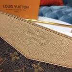 Louis Vuitton Daily Pouch Monogram Canvas Spring/Summer Collection Sesame For Women, Women's Wallet 30cm LV M64591