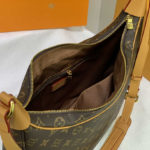 Louis Vuitton Boulogne 35 Monogram Canvas For Women, Women's Handbags, Shoulder And Crossbody Bags 13.8in/35cm LV M51260