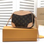 Louis Vuitton Deauville Mini Monogram Canvas By Nicolas Ghesquiere For Women, Women’s Handbags, Shoulder And Crossbody Bags 8.3in/22cm LV M45528