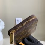 Louis Vuitton Zippy Coin Purse In Monogram Canvas For Women, Women's Wallet 11cm LV M60067