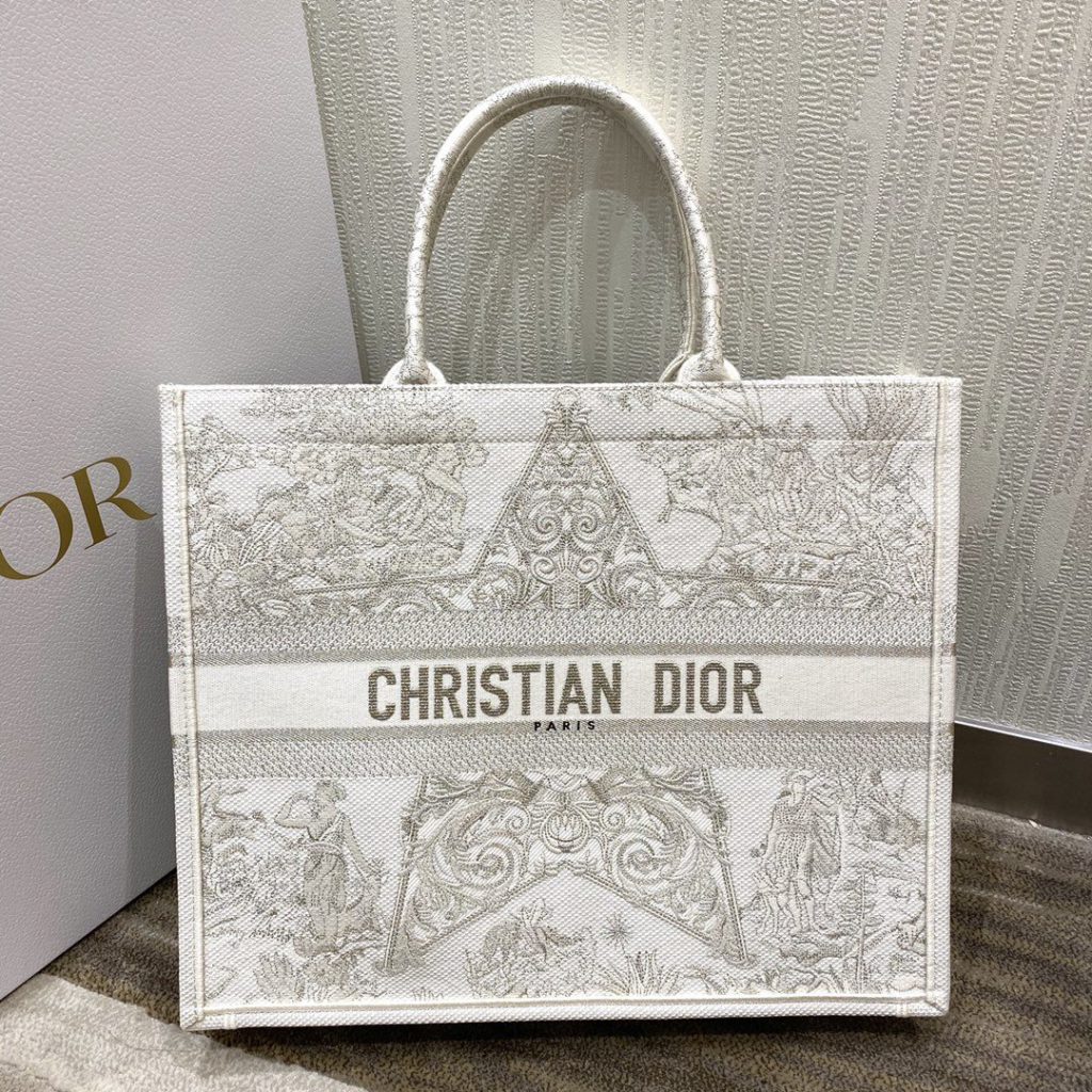 Christian Dior Large Dior Book Tote Gold-Tone Dior Around The World Stella Embroidery, For Women Women’s Handbags, 42cm CD M1286ZTQL_M01E
