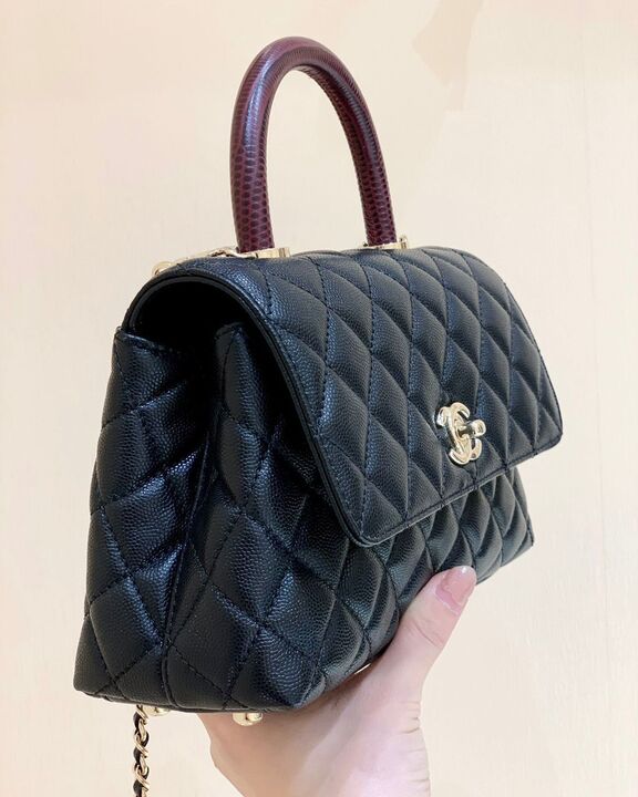 Chanel Medium Flap Bag With Top Handle Navy Blue For Women, Women’s Handbags, Shoulder And Crossbody Bags 9in/23cm A92990