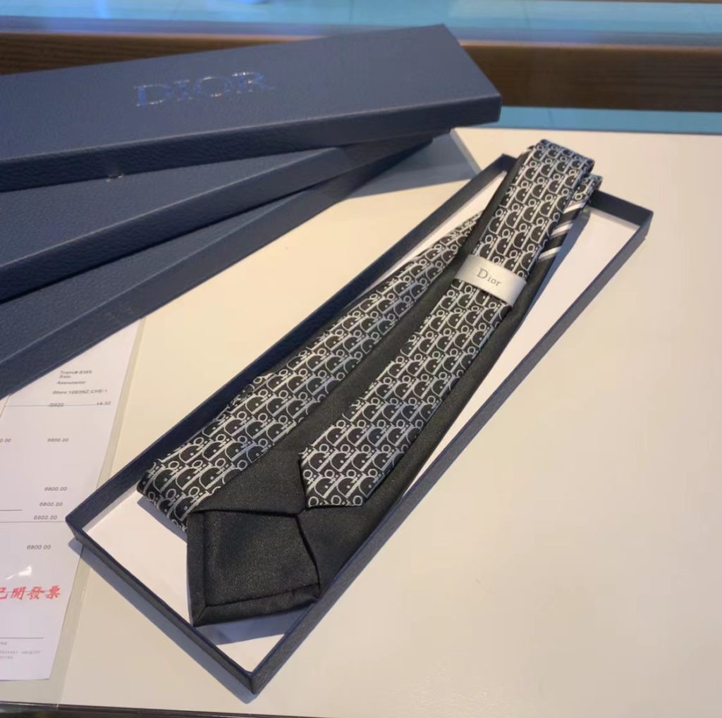 Dior Striped Dior Oblique Tie Black/White And Gray Silk Dior Men Tie 11C1047A0443_C980