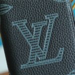 Louis Vuitton Brazza Wallet Taurillon Shadow For Men, Men's Wallet 7.5in/19cm LV