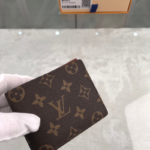 Louis Vuitton Multiple Wallet Monogram Canvas For Men, Men's Wallet 4.5in/11.5cm LV M60895