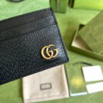 Gucci GG Marmont Card Case Rough Black Gold Toned Hardware For Men 4in/10cm 657588 DJ20T 1000