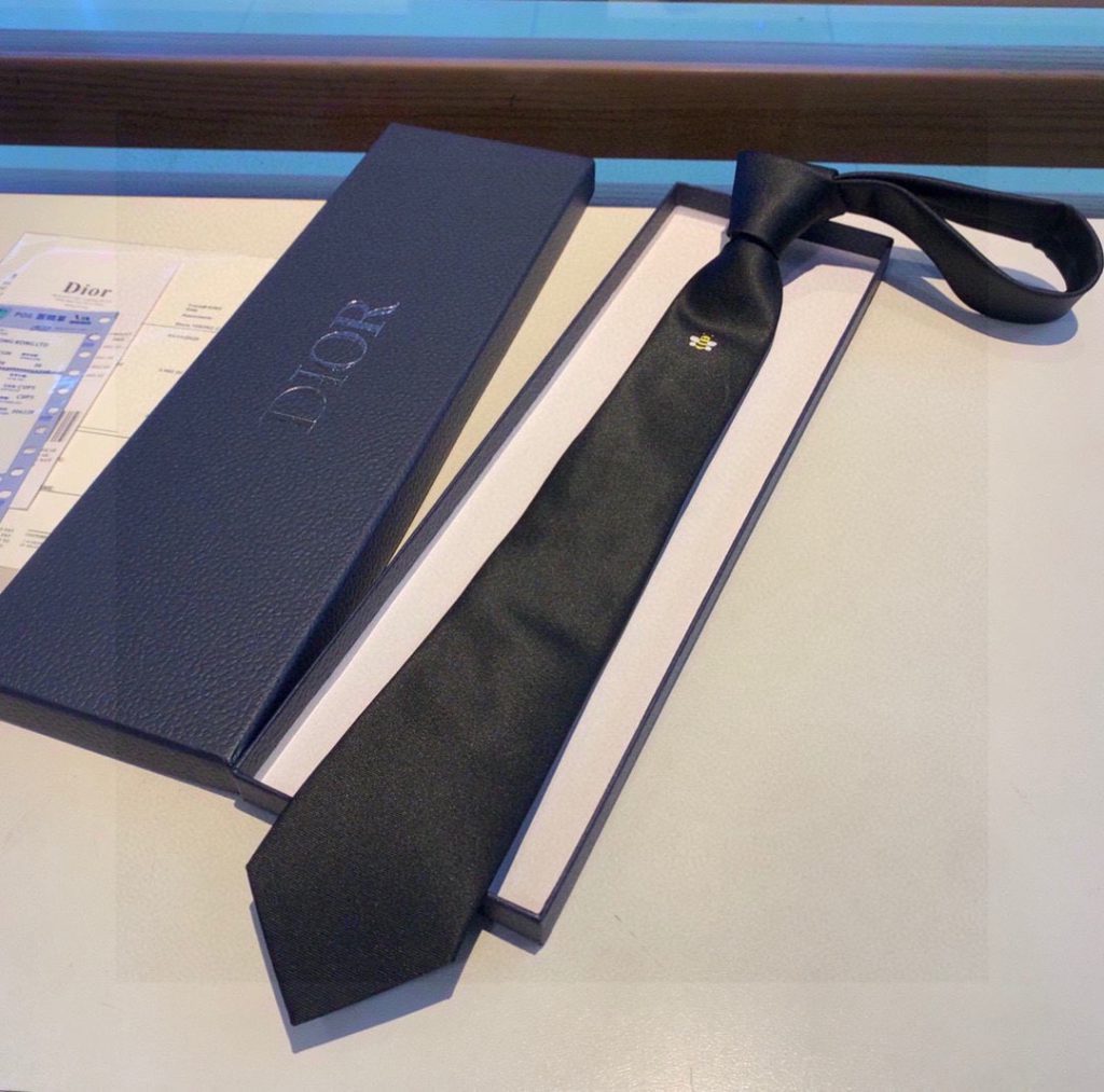 Dior Tie With Bee Jewel Black Silk Dior Men Tie  29C1047Z0688_C981