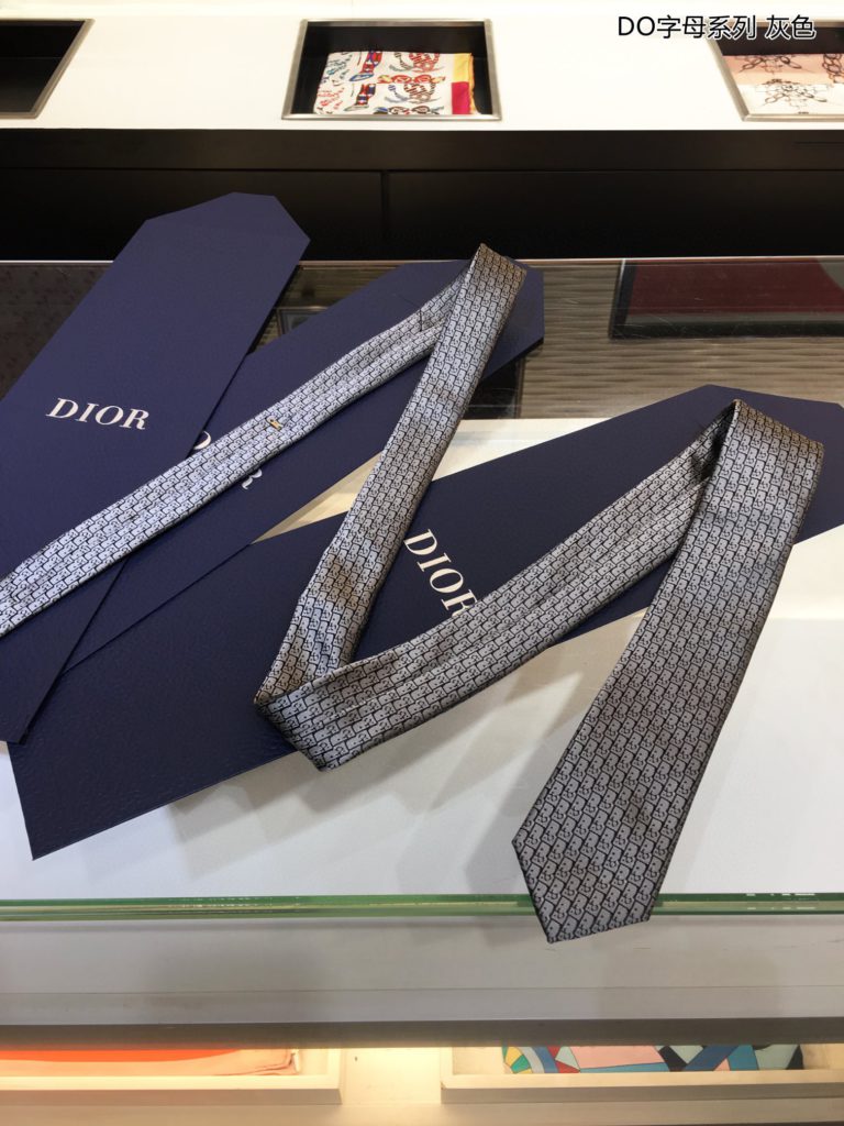 Dior Oblique Tie Gray And Black Silk Dior Men Tie 93C1046A0121_C978