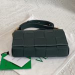 Bottega Veneta Cassette Raintree, For Women, Women’s Bags 9.1in/23cm 666870V17H13035